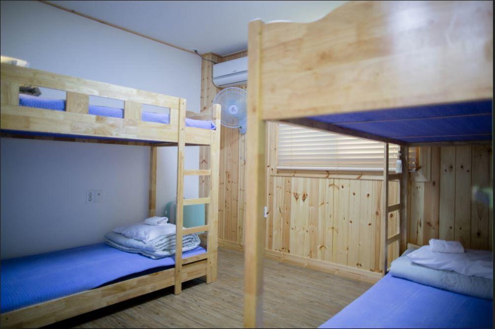 My Mother Guesthouse Чеджудо Экстерьер фото